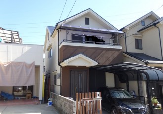 京田辺市大住 S様 外壁 ｿﾌﾄｽﾀｯｺ吹付 屋根 ｻｰﾓｱｲSi塗装工事サムネイル